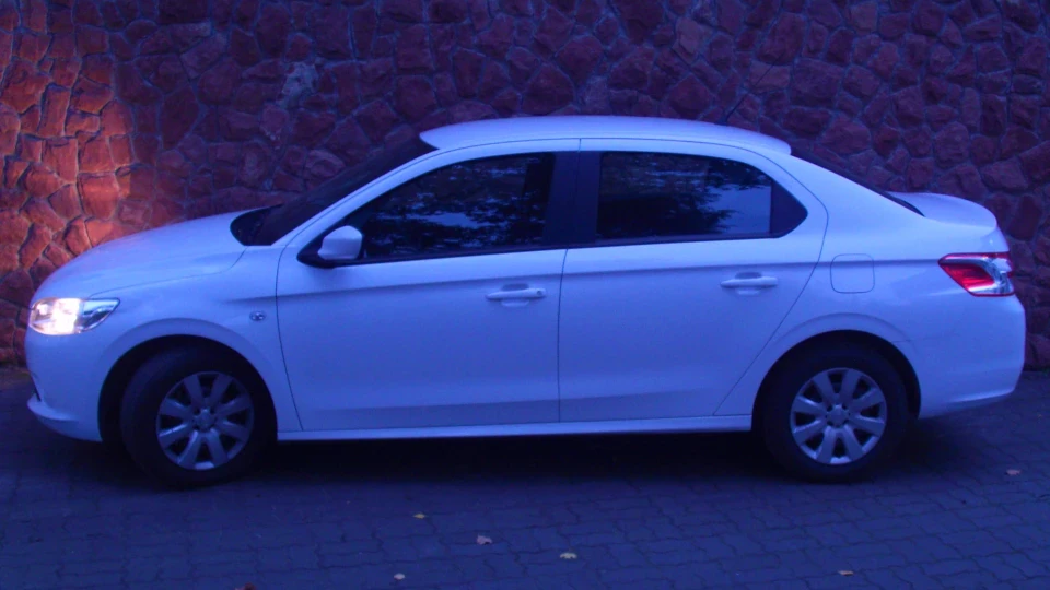 Peugeot 301 Active 1.6HDI Мурчун 2