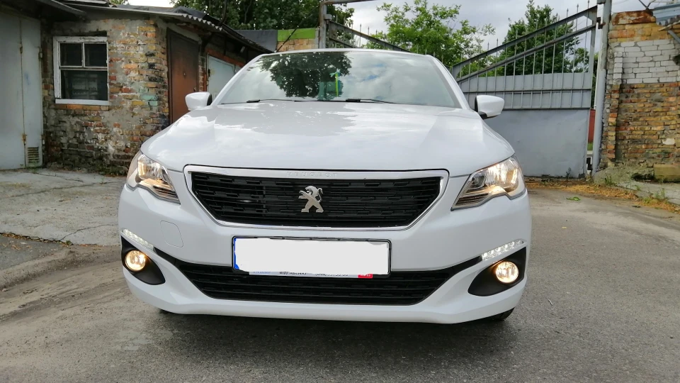 Peugeot 301 Бензин 1.6 vti, 115 4