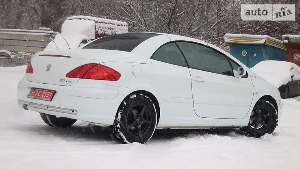 Peugeot 307 CC білий позитифчик))