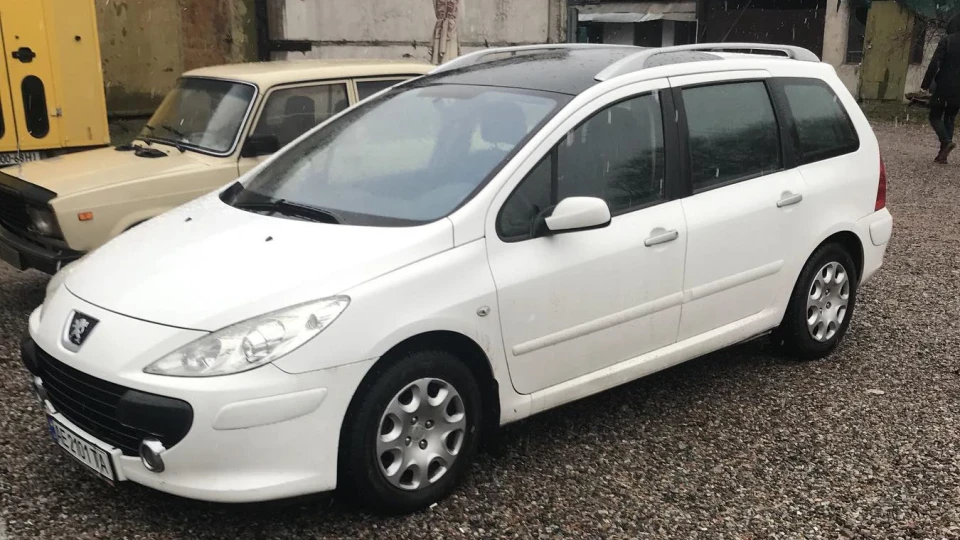 Peugeot 307 SW 1.6 бензин 7 місць )