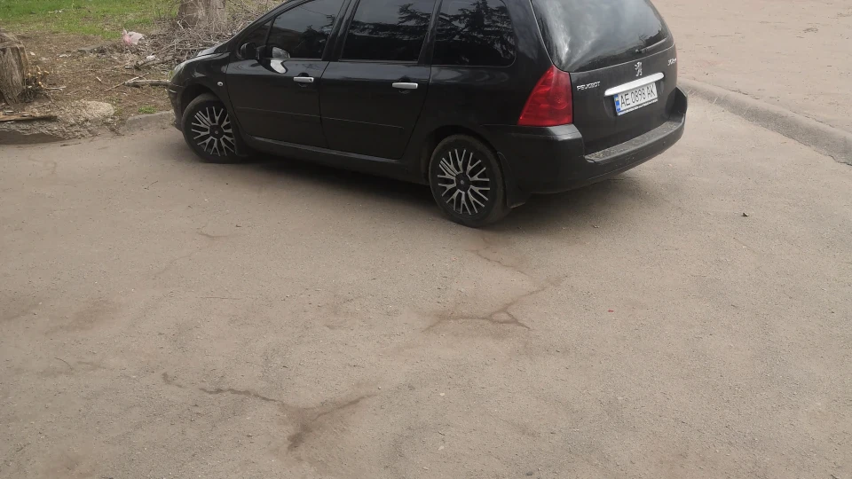 Peugeot 307 SW Чорний корабель