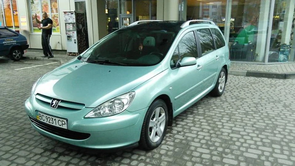 Peugeot 307 SW PanoraMa:. 5