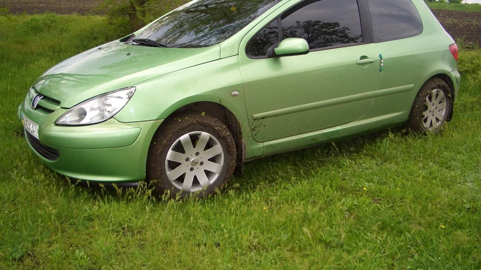 Peugeot 307 1.6 механіка XSi начебто 4