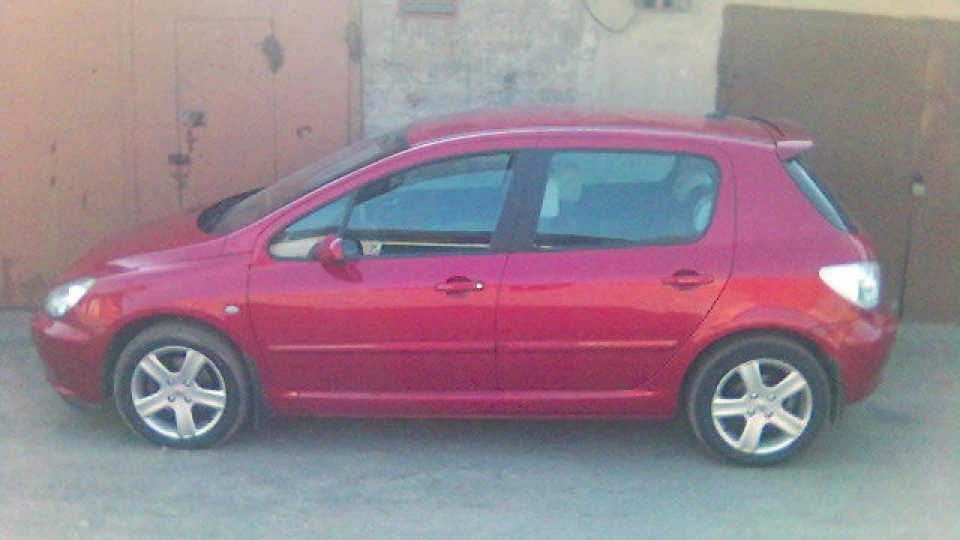 Peugeot 307 2.0 138 х.п.)) 2