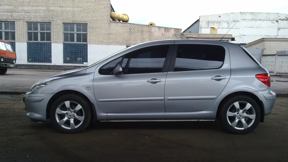 Peugeot 307 2.0 143 л.с. МКПП