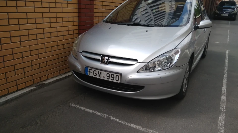 Peugeot 307 2.0 HDi XS 2
