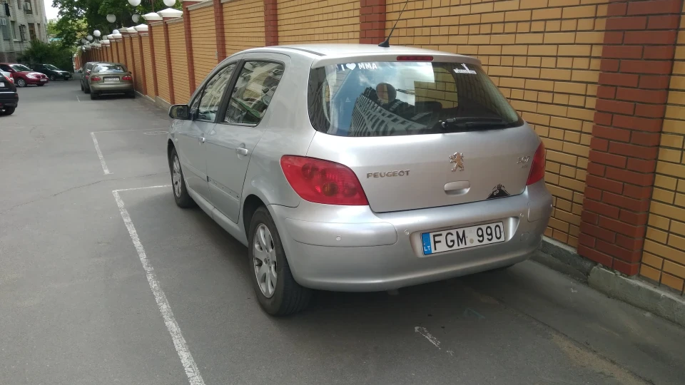 Peugeot 307 2.0 HDi XS 3
