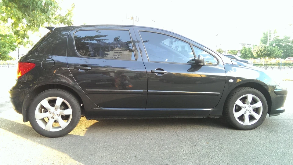 Peugeot 307 2.0i 16v 143hp MT 3