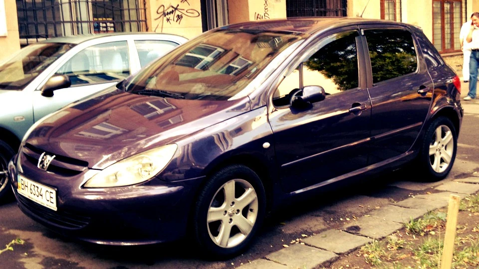 Peugeot 307 Дволітровий баклажан 3