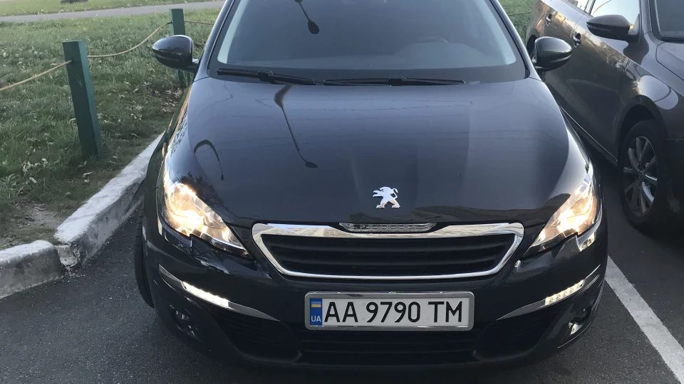 Peugeot 308 SW 2.0 BlueHDi with Aisin 3