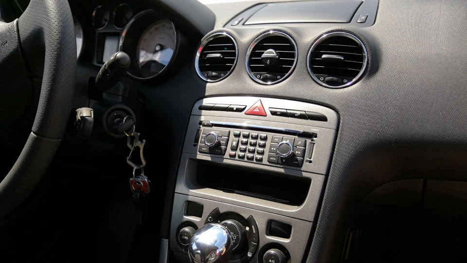 Peugeot 308 SW 2.0 HDI AISIN 5