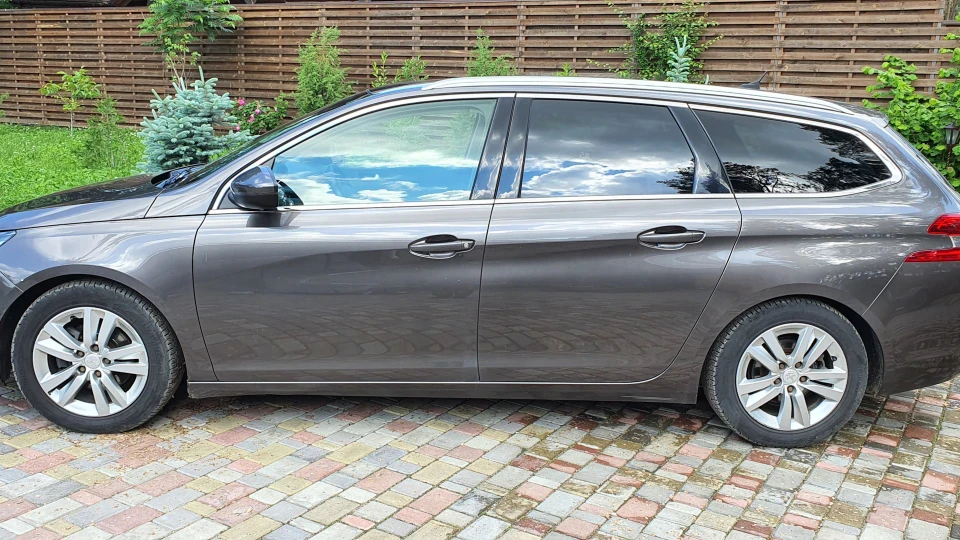 Peugeot 308 SW Баніфацій 2
