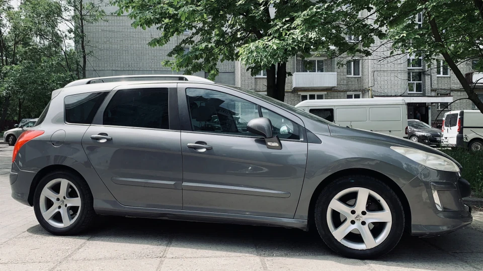 Peugeot 308 SW Kosandra 3