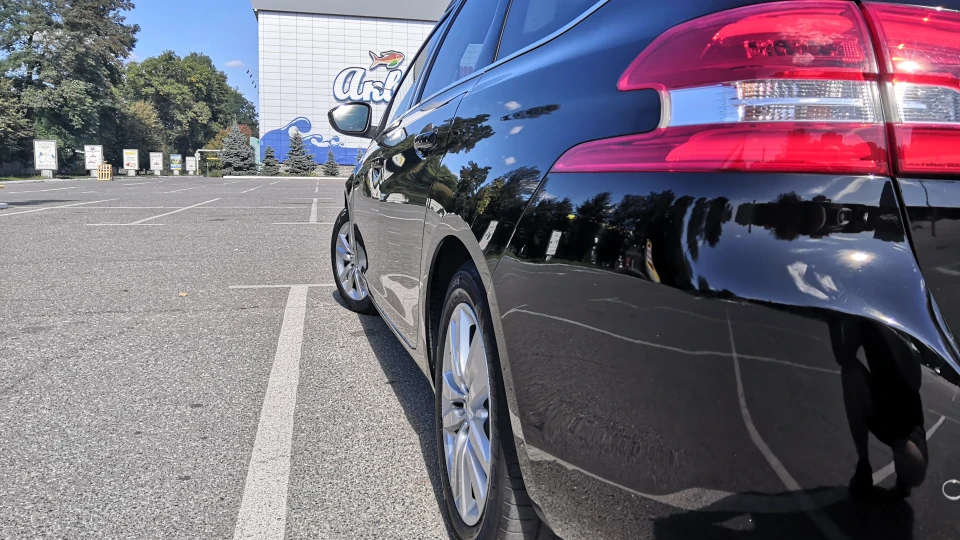 Peugeot 308 SW Perla Nera 3