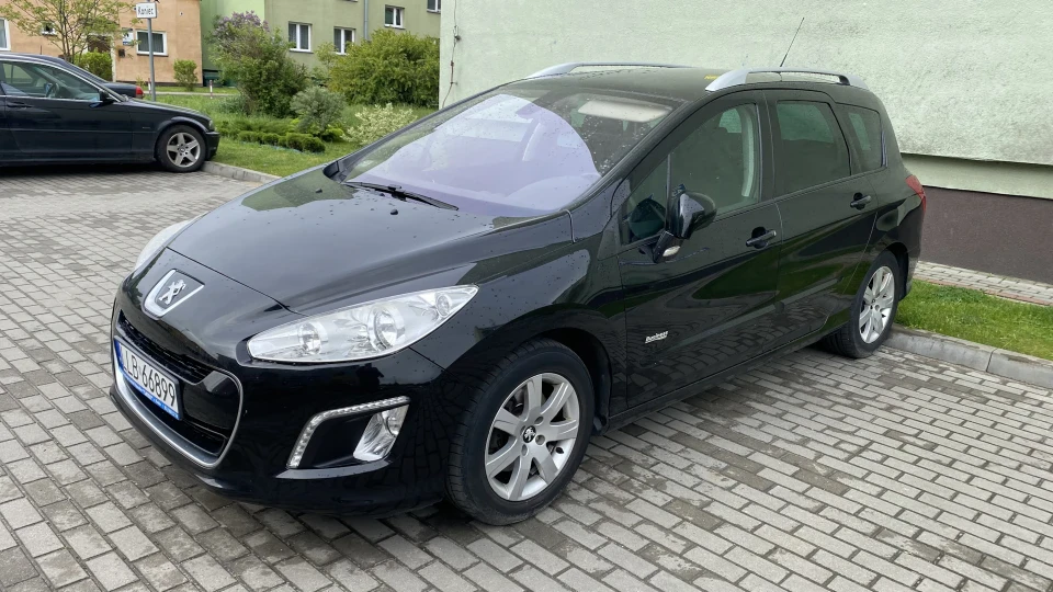 Peugeot 308 SW «Хмарка»