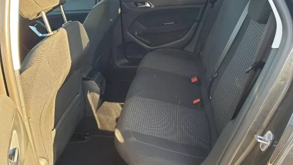 Peugeot 308 4