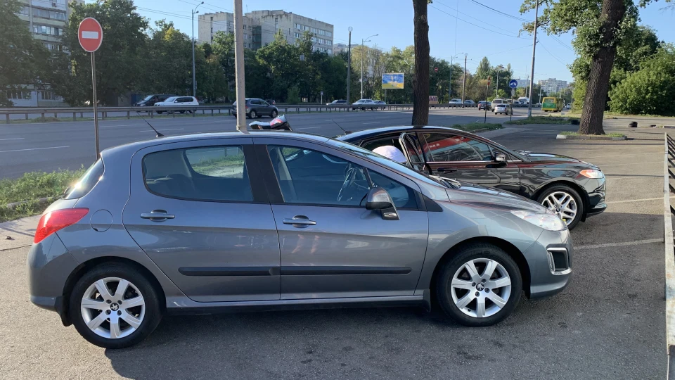 Peugeot 308 2