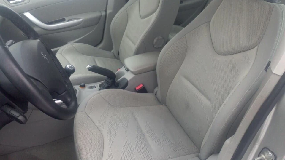 Peugeot 308 4