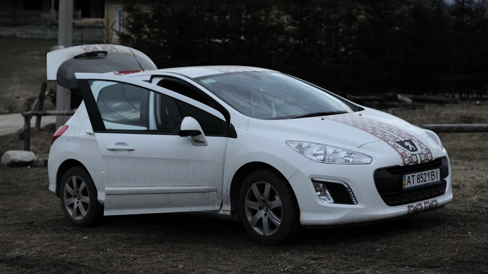 Peugeot 308 1.6 e-HDi робот