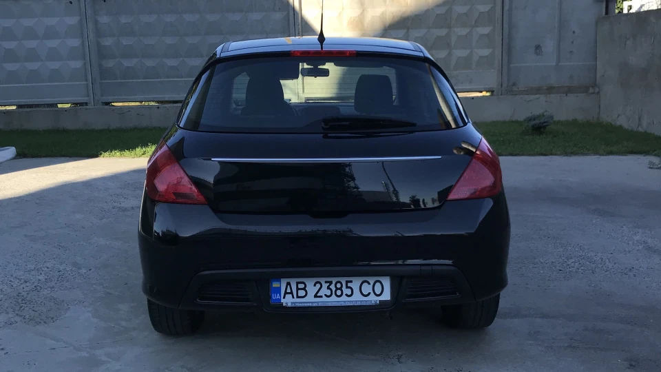 Peugeot 308 1.6 VTi 3