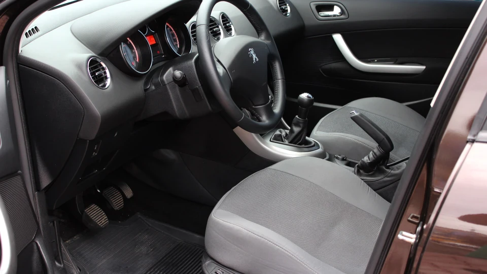 Peugeot 308 Active 2013 120 л.с. 5