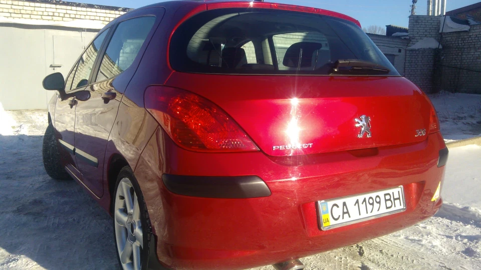 Peugeot 308 мала з равликом) 3