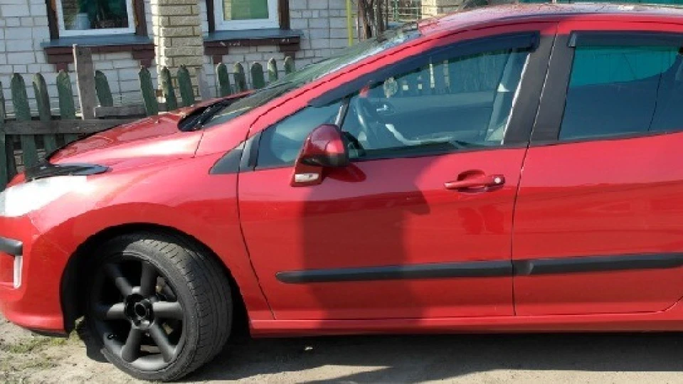 Peugeot 308 мала з равликом) 5