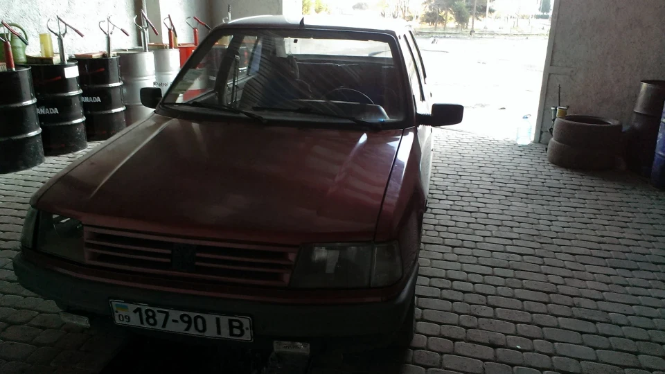 Peugeot 309 1.6 карб 4