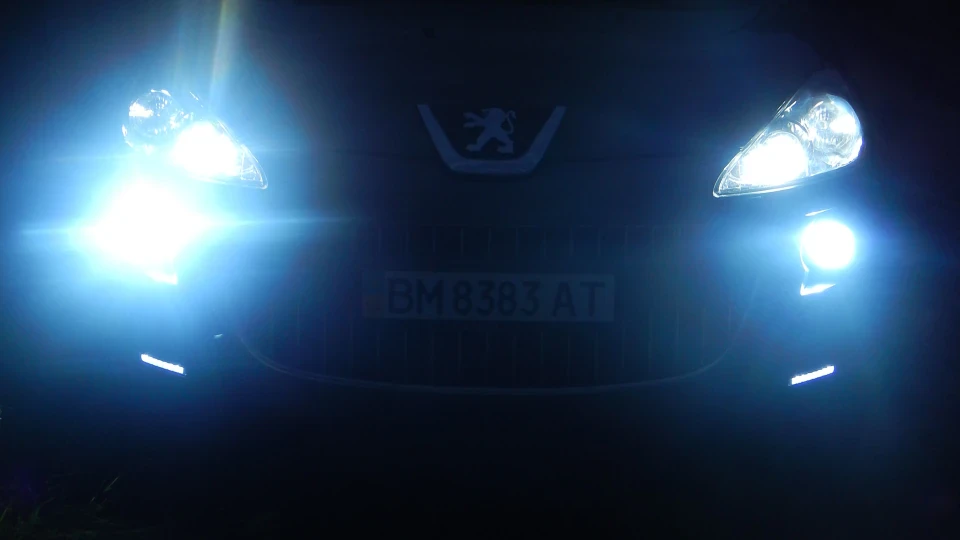 Peugeot 4007 5