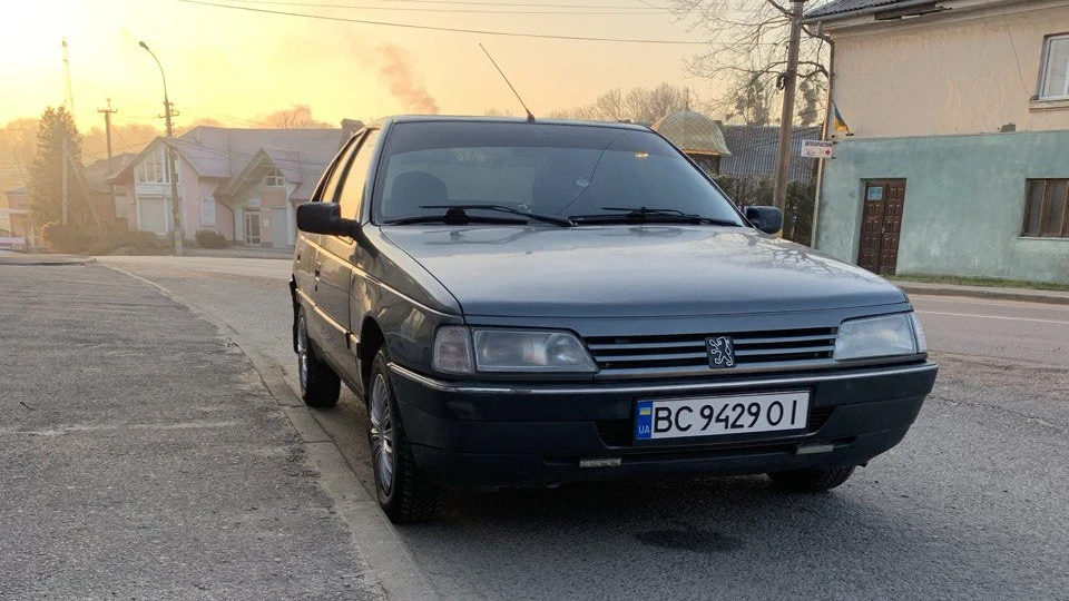 Peugeot 405 2