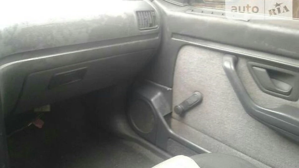 Peugeot 405 1,6 моно 5