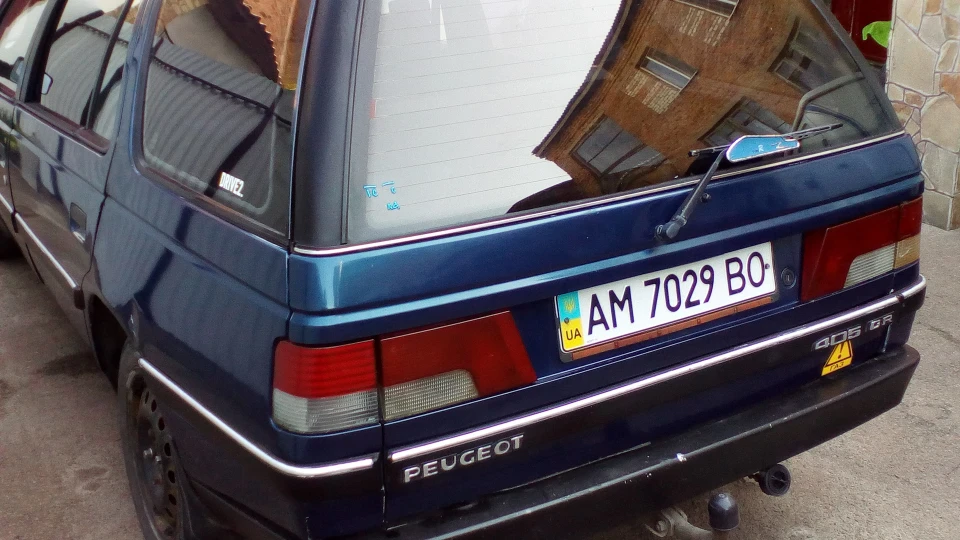 Peugeot 405 A LiOn ツ 3
