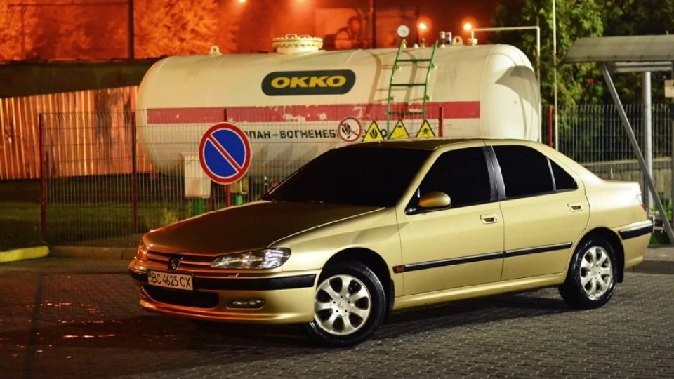 Peugeot 406 2.0 бензин 2