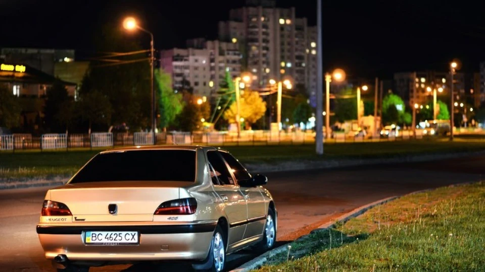 Peugeot 406 2.0 бензин 3