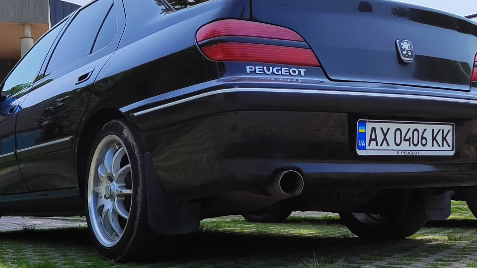 Peugeot 406 Black