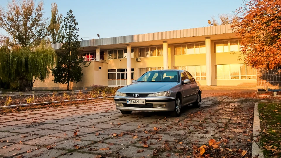 Peugeot 406 КРАСАВЧИК 3