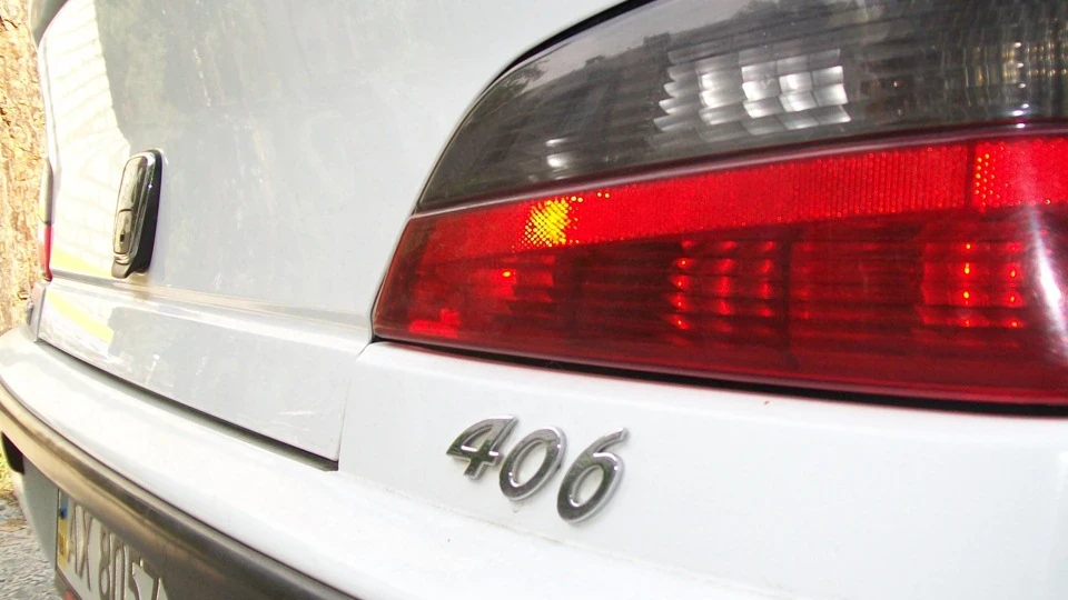 Peugeot 406 White Taxi 5