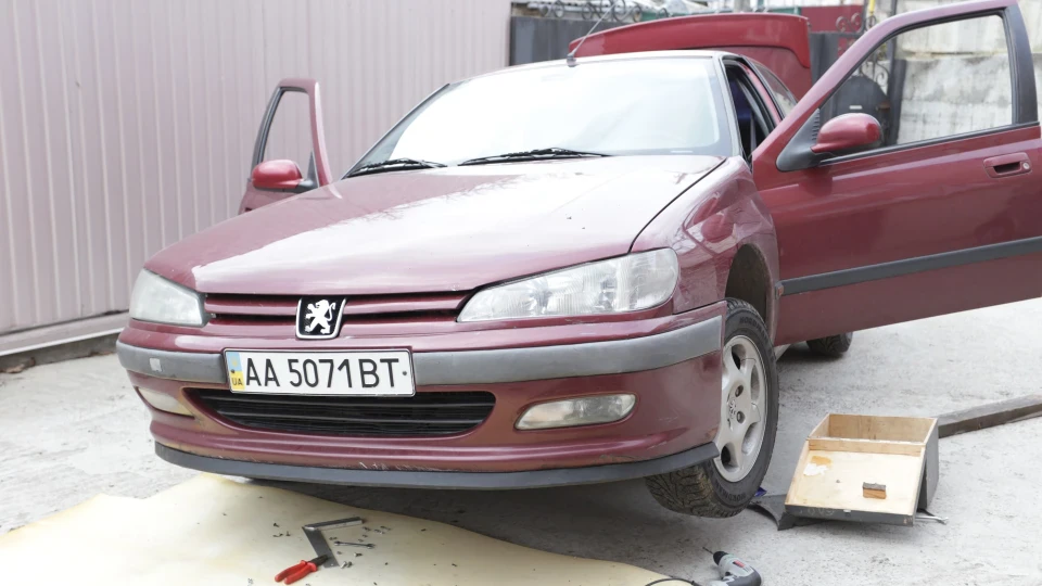 Peugeot 406 Звір) 2.0 5