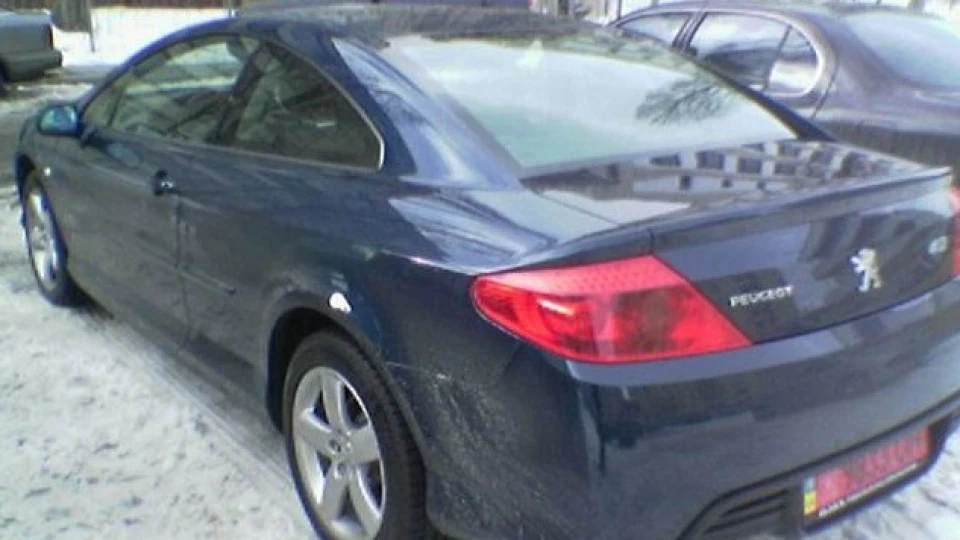Peugeot 407 Coupe 3