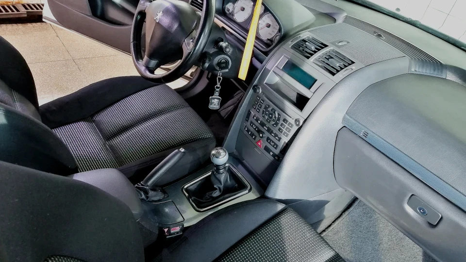Peugeot 407 SW 2,2 Катамаран