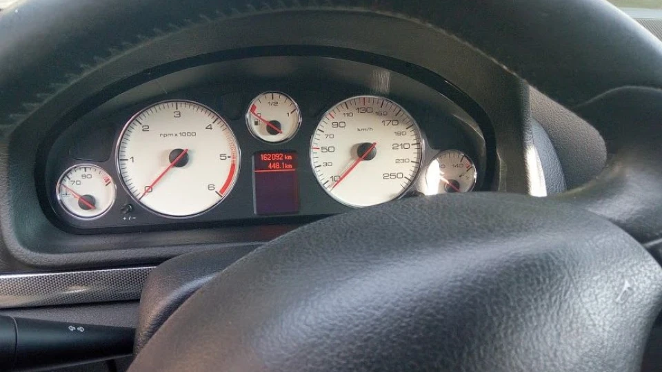 Peugeot 407 SW Сіре лагідне зло 3