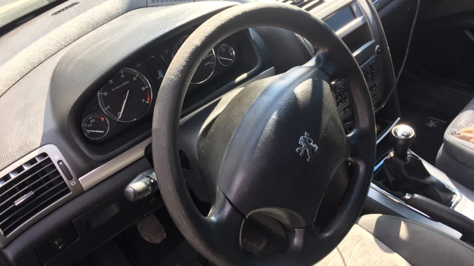 Peugeot 407 1.8 SR 3