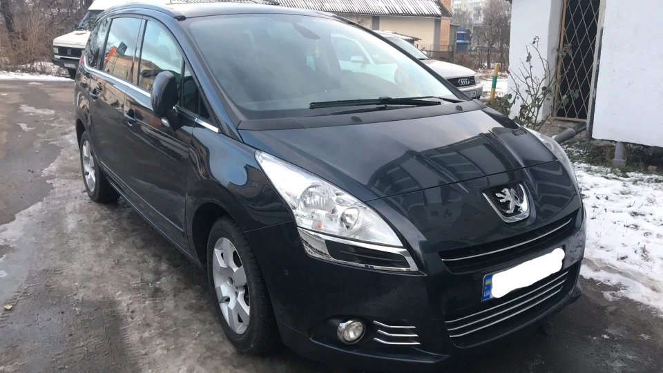 Peugeot 5008