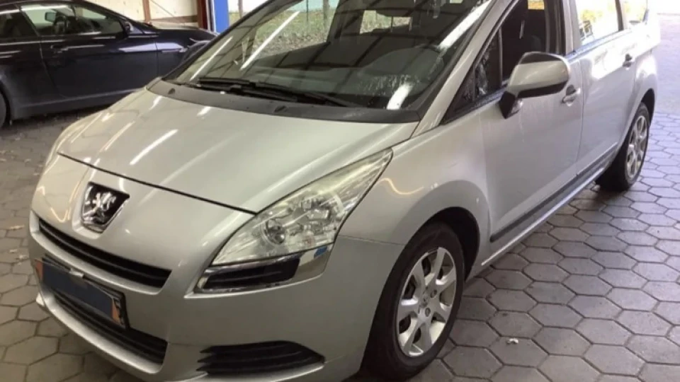 Peugeot 5008 3