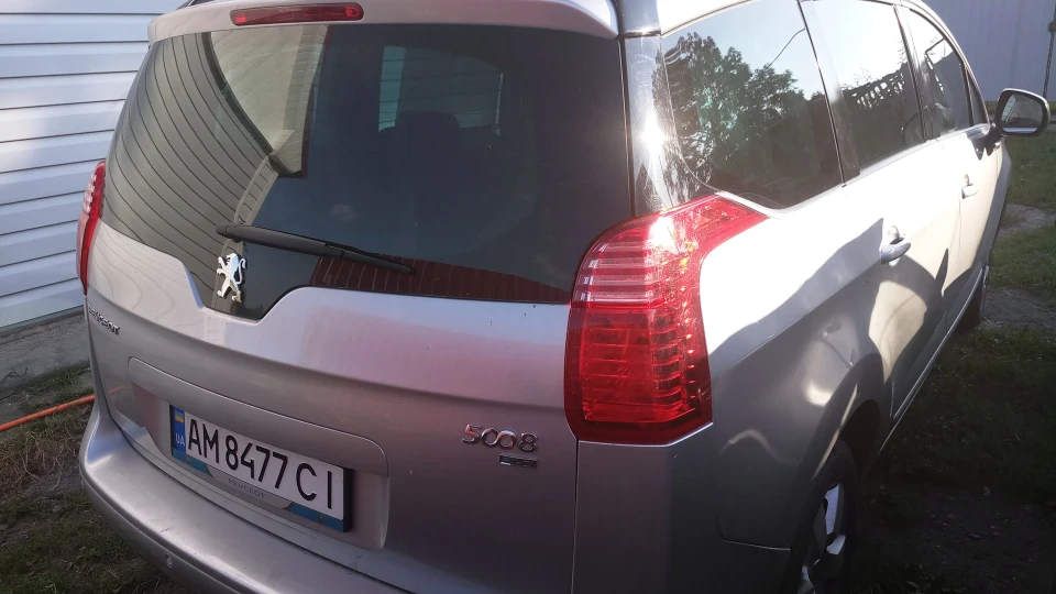 Peugeot 5008 1.6 eHDI