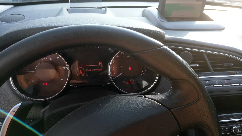 Peugeot 5008 1.6 eHDI 3