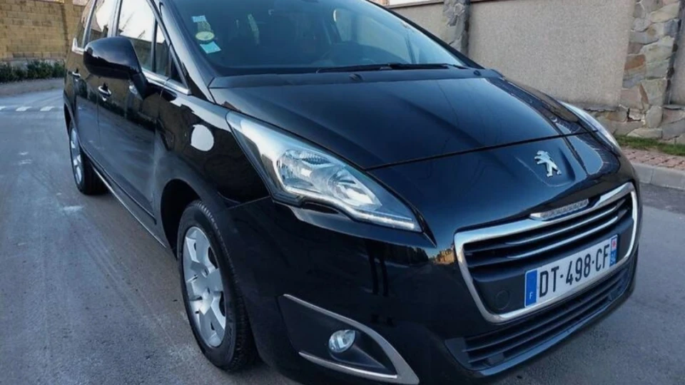 Peugeot 5008 Чорний металік 1,6hdi