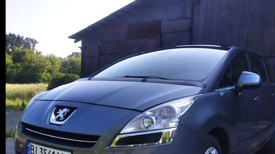 Peugeot 5008 Lion 2