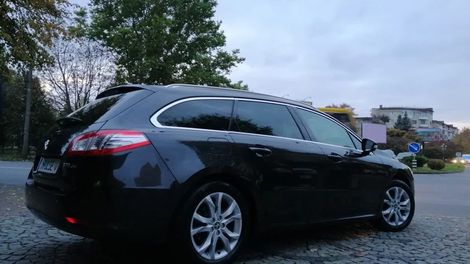 Peugeot 508 SW Amélie 3