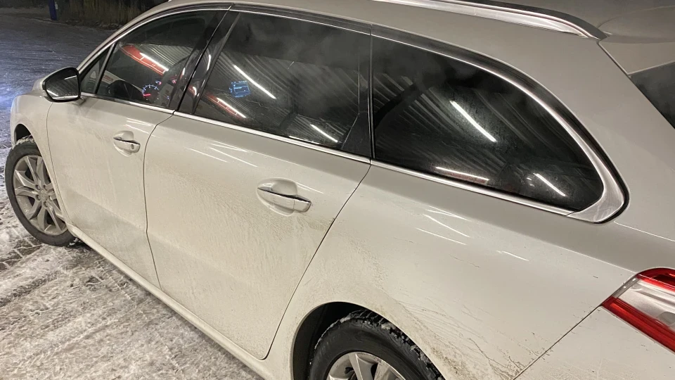 Peugeot 508 SW Білий літак